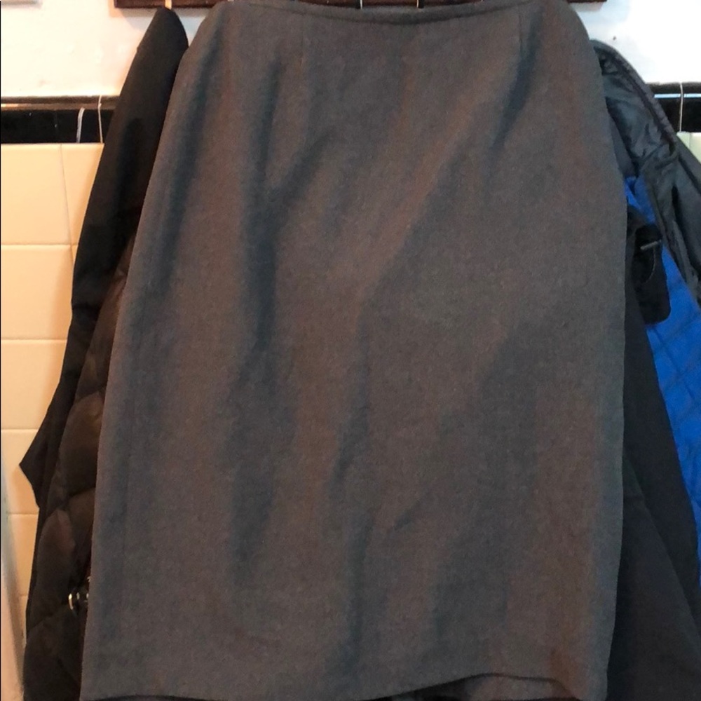 Used skirt color gray